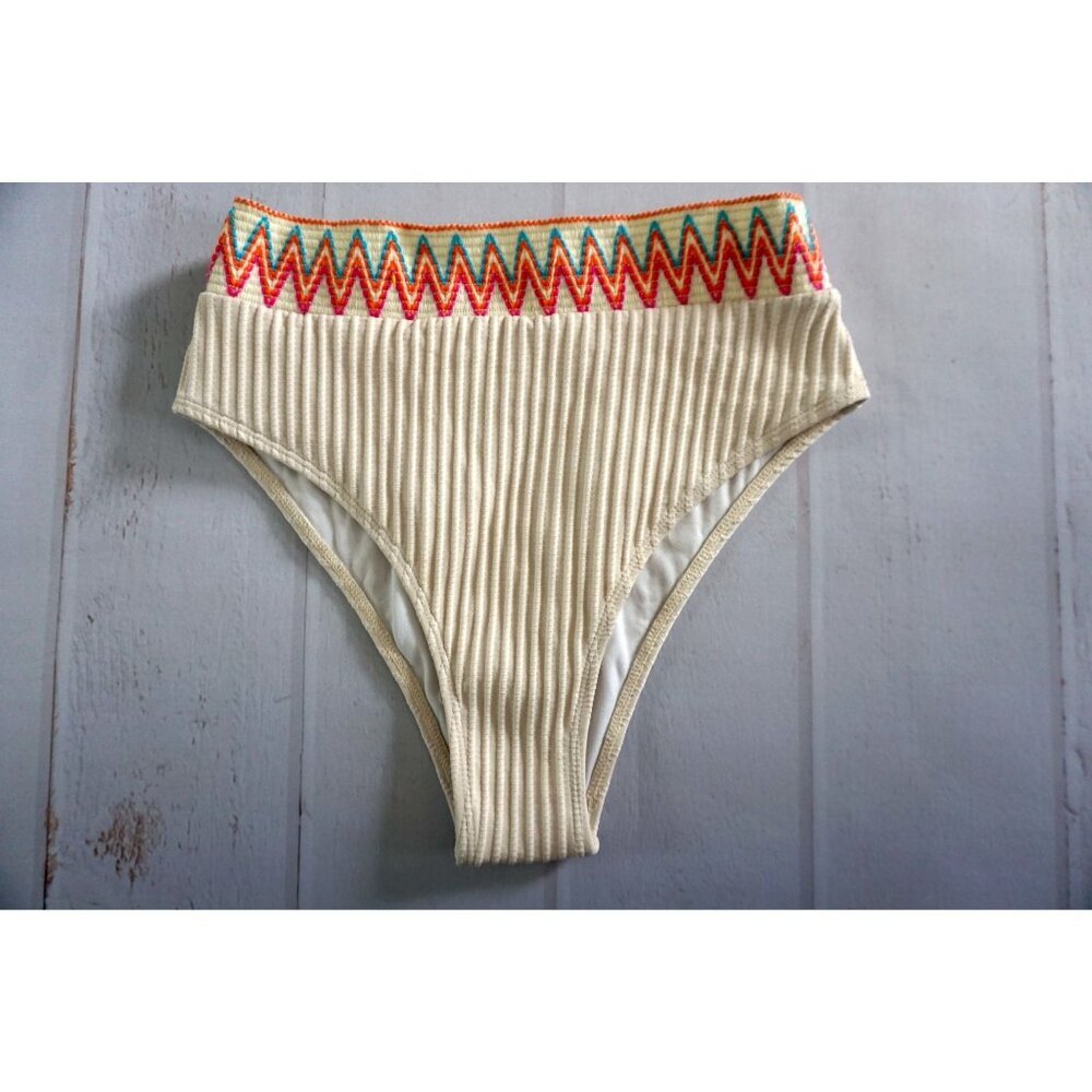 Women's Cream Chevron Pattern Ribbed Knit Bikini Bottom - Size M, NWOT